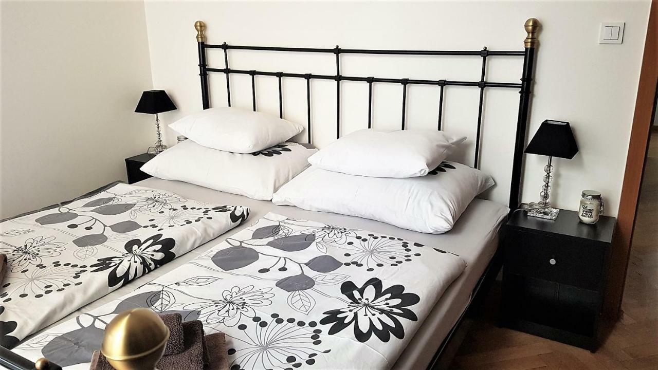 Apartment Bilkova 19 Prag